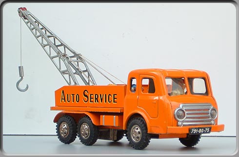 Camion JOUSTRA Auto Service Jaune – Porte Ouvrante, Occasion, Bon état D’origine