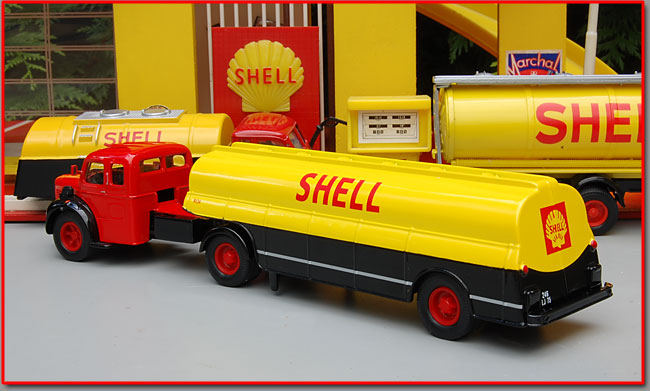 Corgi héritage berliet GLR8 citerne SHELL 1/50 parfait état