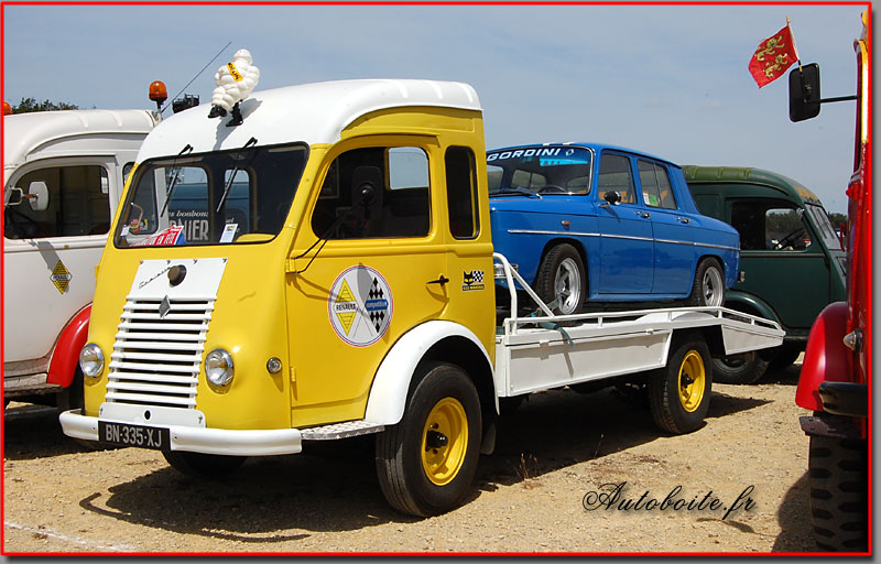 Camion Renault Galion Avec Remorque Plateau – 1/43 – Métal Orange – Occasion