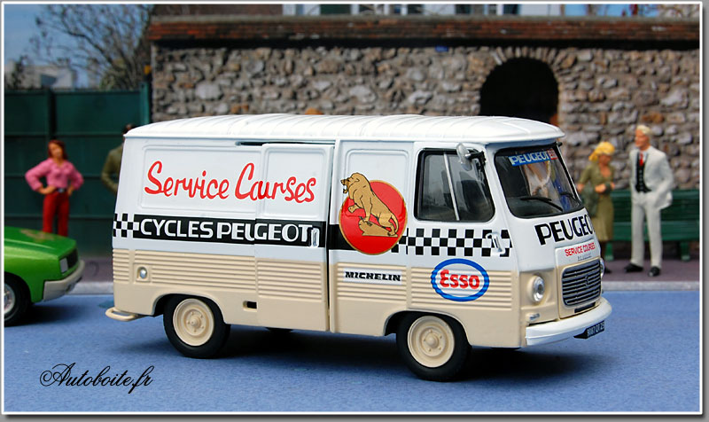Miniature Eligor 1/43 - Peugeot J7 Essonne SP Plongeur Avec Zodiac - Réf 101050 - Neuf