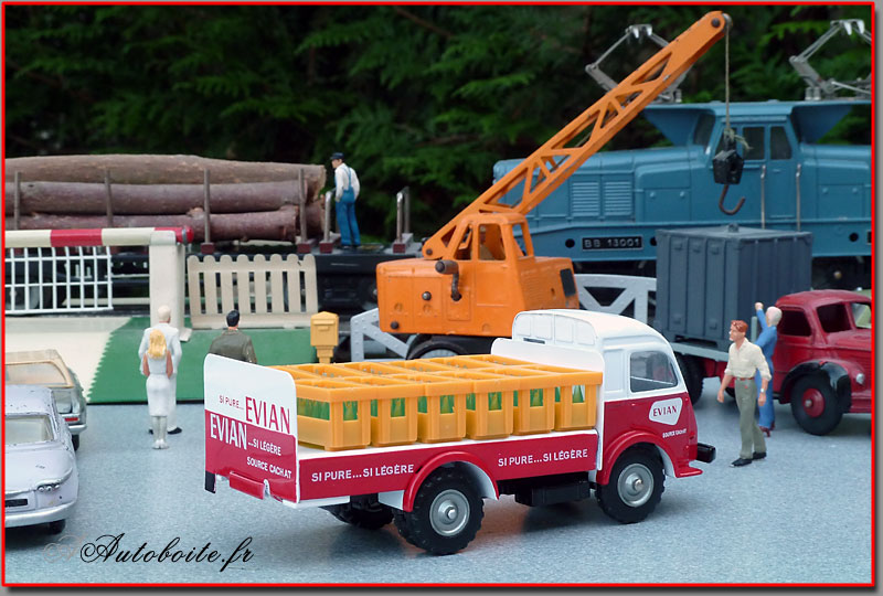 Renault Galion 2,5 Tonnes Pompiers – Norev 1/43 – Miniature Occasion (boîte Abîmée)