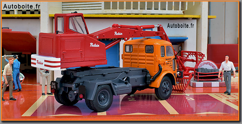 Saviem Altaya Saviem avec grue Pocclain 1/43 ar Saviem Altaya Saviem avec grue Pocclain 1/43 ar