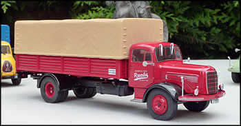 Altaya Merce'des L325