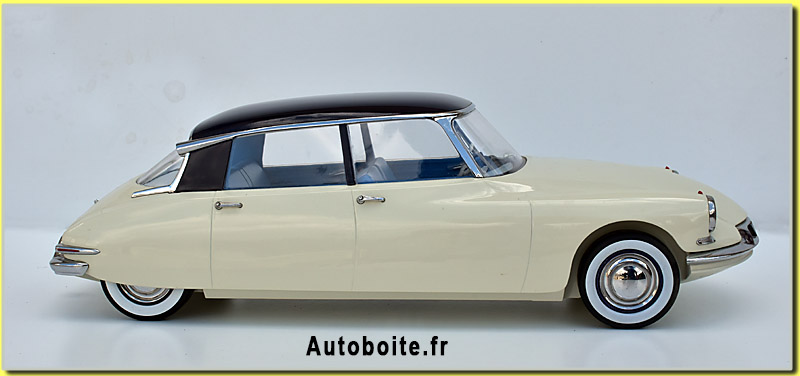 Citroën DS 19 1956 1/12 Norev latérale