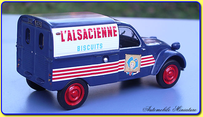 Citroën 2 CV fourgonnette biscuits L'Alsacienne Ixo Altaya