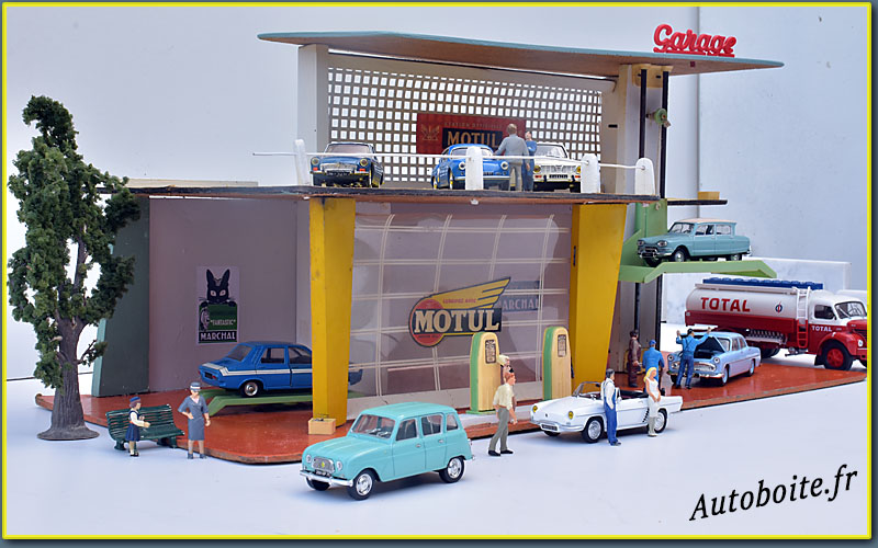 garage  MGF Motul coté g