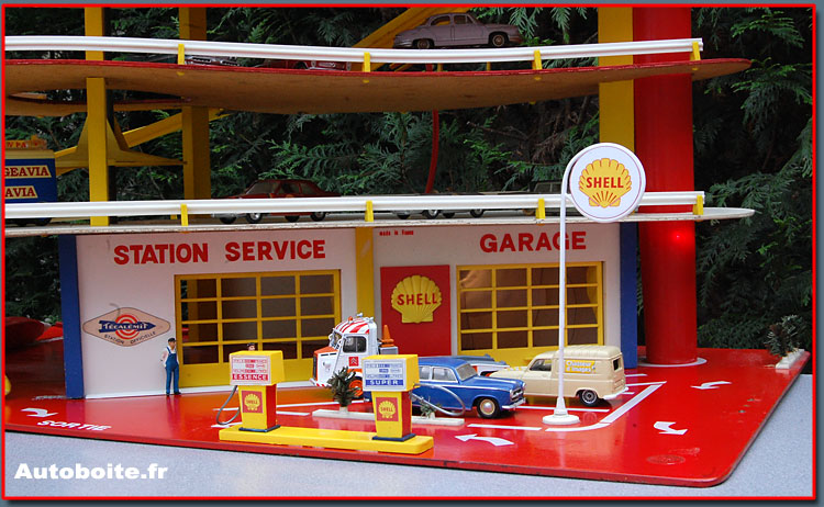 Garage MGF détail