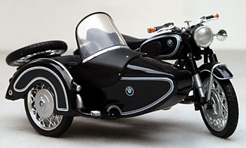 BMW R60-2 Solido