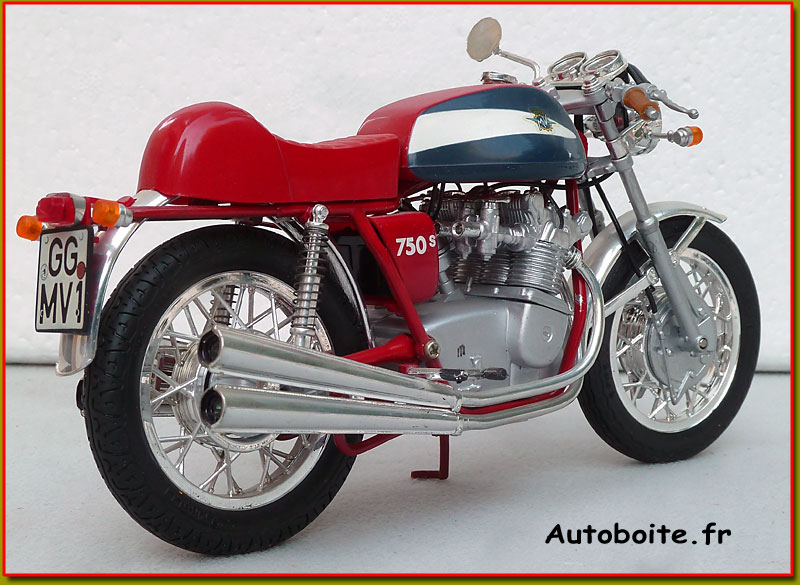 MV Augusta 750 Revell