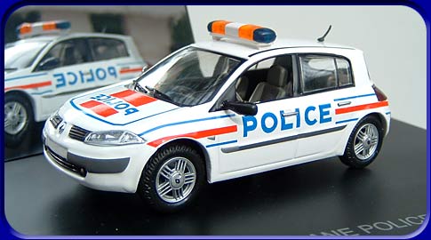 Miniature Norev 1/43 – Renault Mégane 2.0 16V Privilège – Bleu – En Boîte