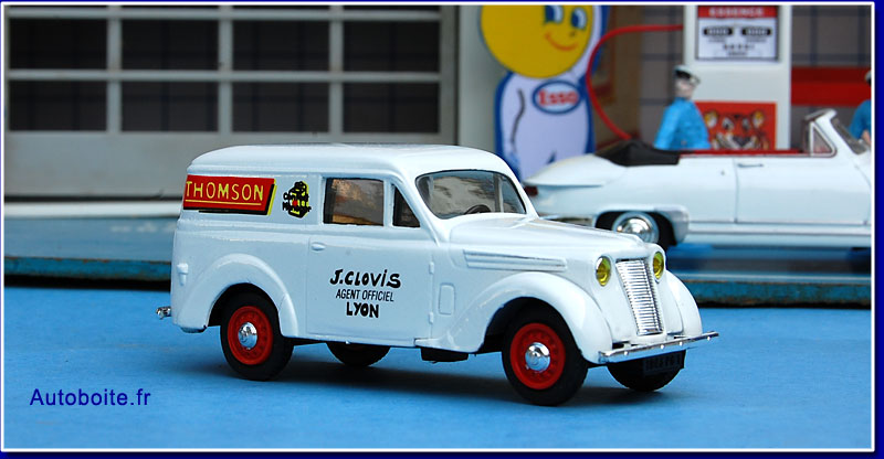 Renault Juvaquatre Thomson 1936 Eligor