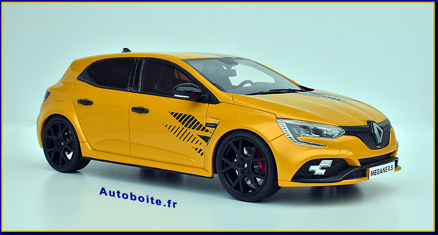 Megane RS Ultime Ottomobile 1/18