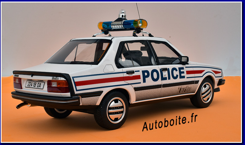 Ottomobile Renault 18 Police 1/18 ard