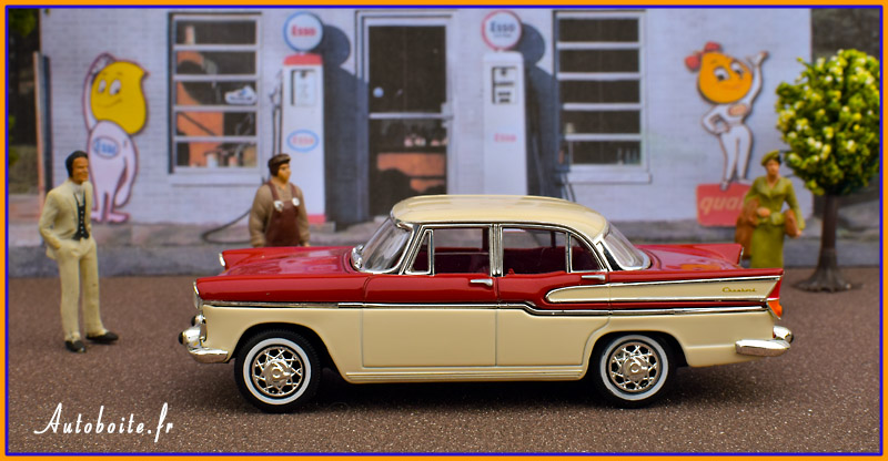 SIMCA CHAMBORD 1958 de Solido au 1/43 l